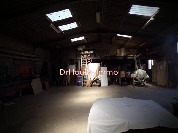 Immeuble à vendre 15 pièces de 220 m²