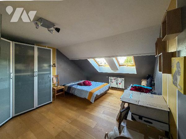 Située dans le quartier recherché de Saint-Crépin à Soissons, à proximité des écoles et des commerce