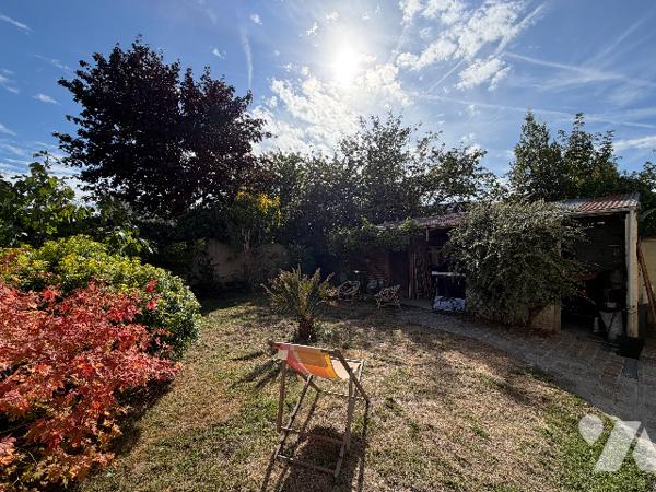 Située dans le quartier recherché de Saint-Crépin à Soissons, à proximité des écoles et des commerce