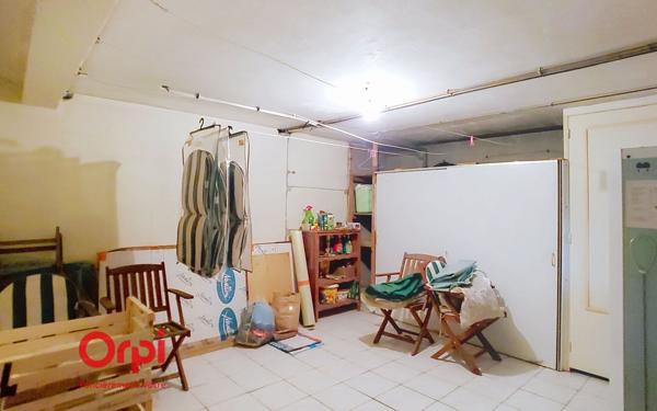 Maison à vendre    5 pièces • 104 m2 Gorges