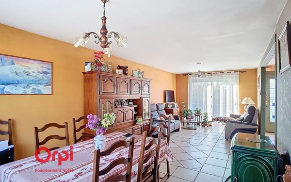 Maison à vendre    5 pièces • 104 m2 Gorges