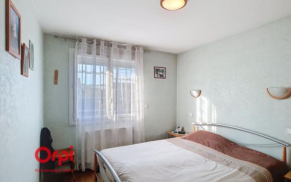 Maison à vendre    5 pièces • 104 m2 Gorges