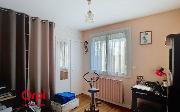 Maison à vendre    5 pièces • 104 m2 Gorges