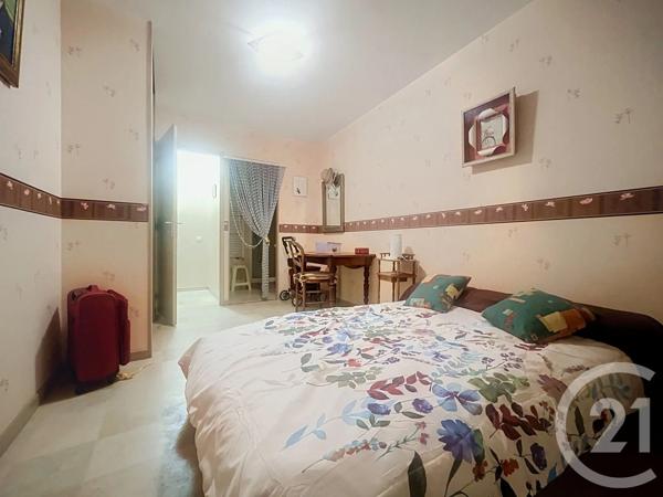Maison à vendre  5 pièces - 127 m 2   ROCHEFORT  - 17