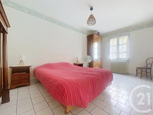 Maison à vendre  5 pièces - 127 m 2   ROCHEFORT  - 17