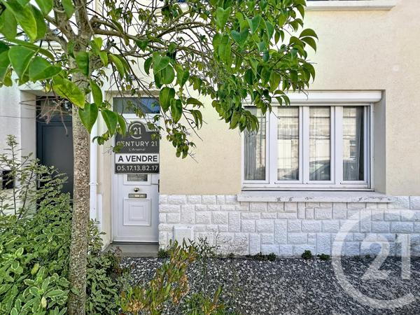 Maison à vendre  5 pièces - 127 m 2   ROCHEFORT  - 17