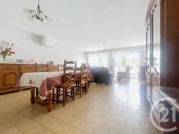 Maison à vendre  5 pièces - 127 m 2   ROCHEFORT  - 17