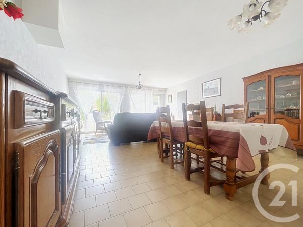 Maison à vendre  5 pièces - 127 m 2   ROCHEFORT  - 17