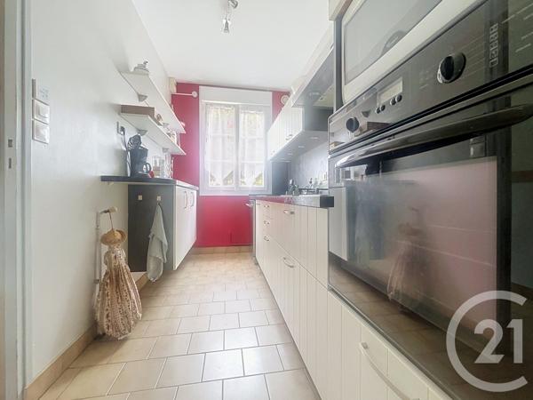 Maison à vendre  5 pièces - 127 m 2   ROCHEFORT  - 17