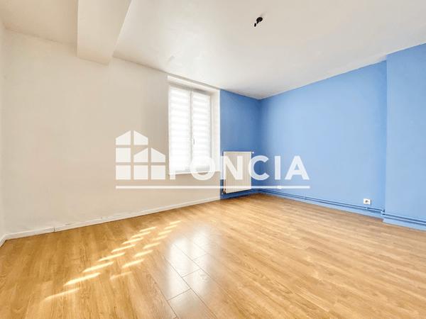 Location Appartement 3 pièces 73 m² - 12 RUE JACQUES ROHR Courcelles Sur Nied 57530