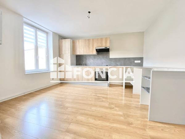 Location Appartement 3 pièces 73 m² - 12 RUE JACQUES ROHR Courcelles Sur Nied 57530