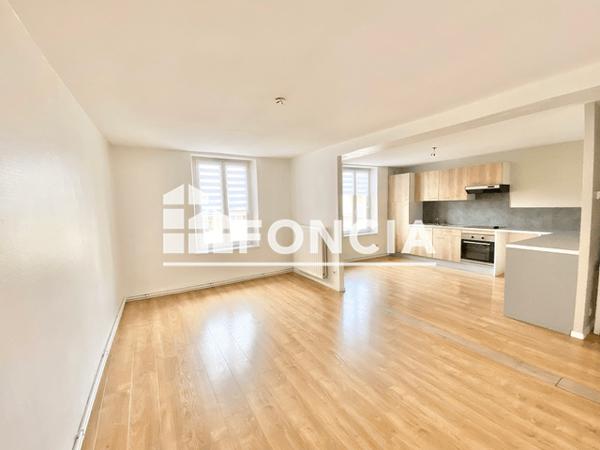 Location Appartement 3 pièces 73 m² - 12 RUE JACQUES ROHR Courcelles Sur Nied 57530