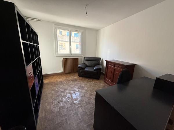 APPARTEMENT RENOVE QUARTIER PASTEUR AVEC 2 CHAMBRES