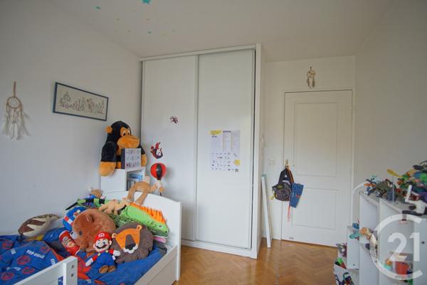 Appartement F4 à vendre  4 pièces - 88,84 m2 CHOISY LE ROI - 94