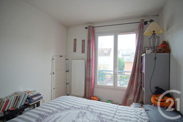 Appartement F4 à vendre  4 pièces - 88,84 m2 CHOISY LE ROI - 94