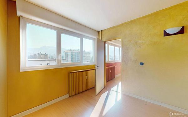Appartement à vendre    4 pièces • 75,09 m2 Annecy