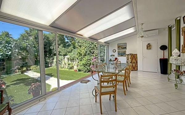 Maison à vendre    4 pièces • 150 m2 Marseille 13