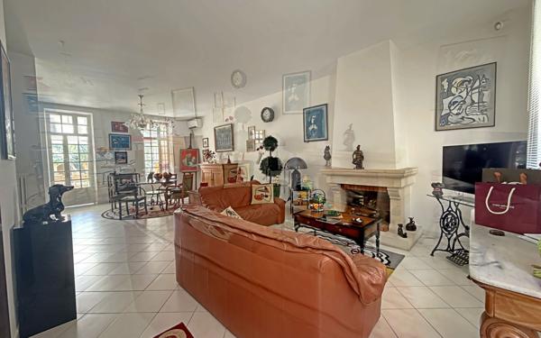 Maison à vendre    4 pièces • 150 m2 Marseille 13