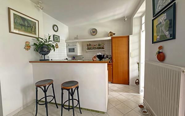 Maison à vendre    4 pièces • 150 m2 Marseille 13