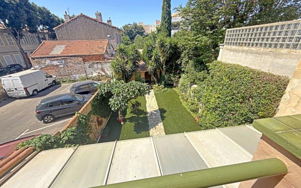 Maison à vendre    4 pièces • 150 m2 Marseille 13