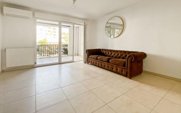 Appartement à vendre    2 pièces •  Marseille 14