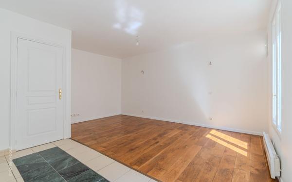 Appartement à vendre    1 pièce • 24,60 m2 Vincennes