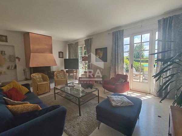 Grande maison familiale de 224m² sur les côteaux de Jurançon.