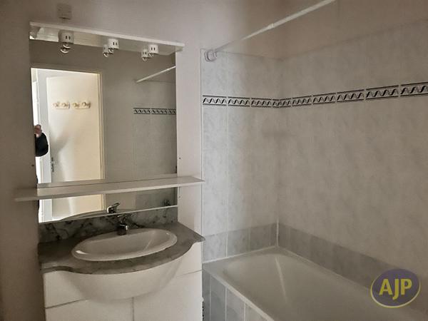 Location appartement Cognac : 560 € - AJP Immobilier Saintes