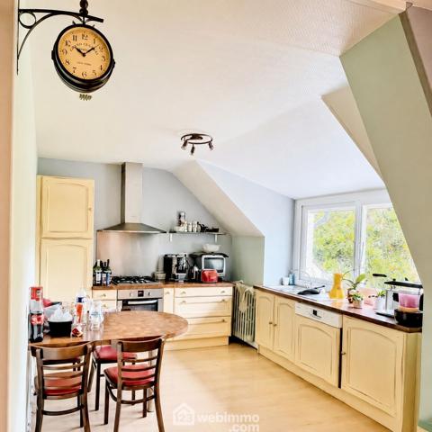 Appartement 294 m² à Saint-Armel 35230
