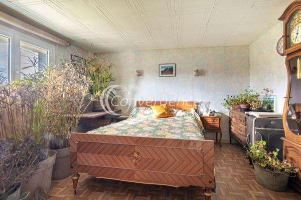 Maison
                                                                                                                                                                                                                                                                                                                        5 pièce(s)                                                                                                                                                                                                          3 chambre(s)                                                                                                                                                                                                          104  m²