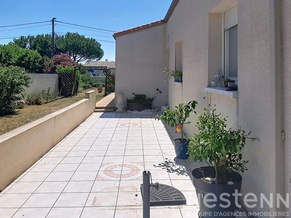 A vendre au Gua, Maison  de plain-pied, 3 chambres, 132m², 2 garages
