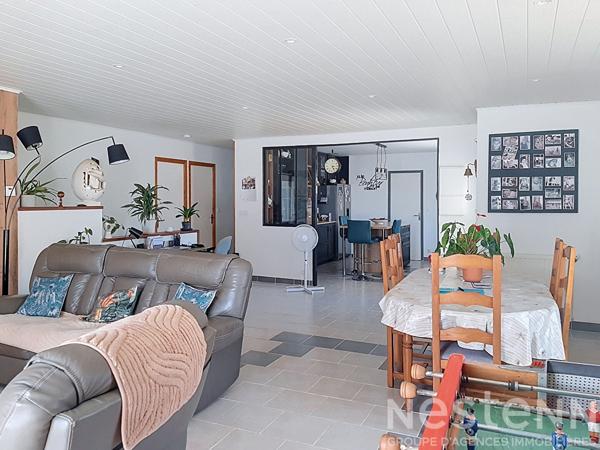 A vendre au Gua, Maison  de plain-pied, 3 chambres, 132m², 2 garages