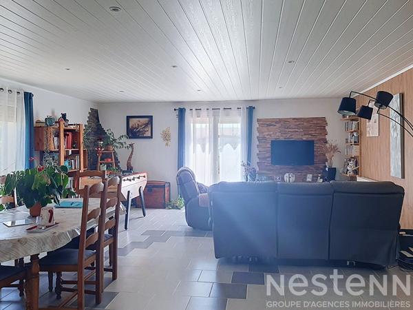 A vendre au Gua, Maison  de plain-pied, 3 chambres, 132m², 2 garages