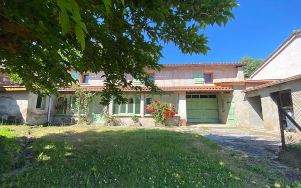 Maison à vendre    6 pièces •  Villemade