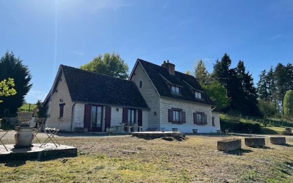 Maison à vendre    4 pièces •  Saint-Aignan