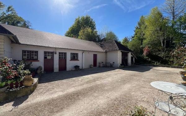 Maison à vendre    4 pièces •  Saint-Aignan