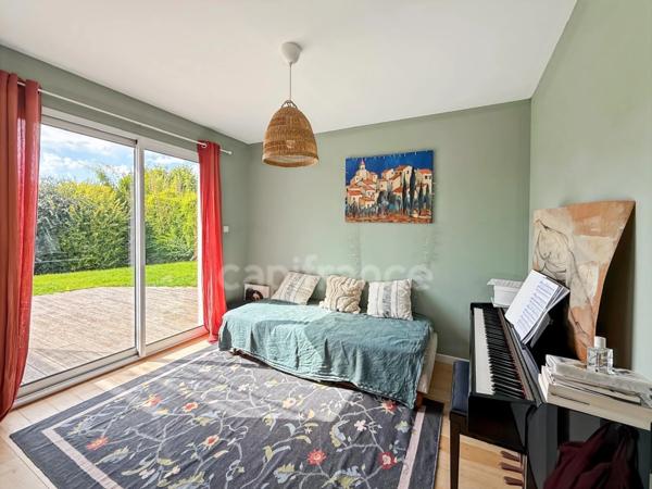 LE RELECQ- KERHUON - MAISON MODERNE AVEC VUE MER