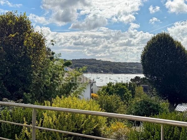 LE RELECQ- KERHUON - MAISON MODERNE AVEC VUE MER