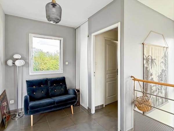 LE RELECQ- KERHUON - MAISON MODERNE AVEC VUE MER