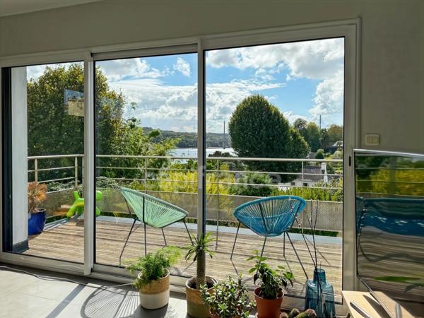 LE RELECQ- KERHUON - MAISON MODERNE AVEC VUE MER