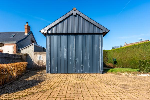 Mettray (37390) Belle maison familiale T6 avec dépendance – Mettray (Bourg)