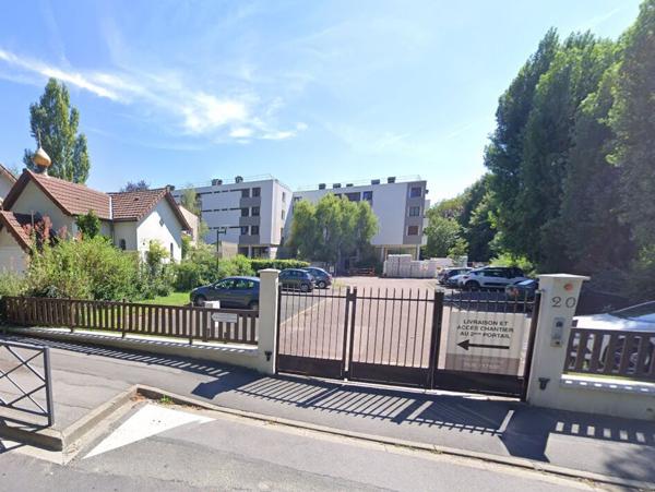 Appartement 4 pièces Chaville Rive Gauche ? Résidence calme à proximité de la forêt