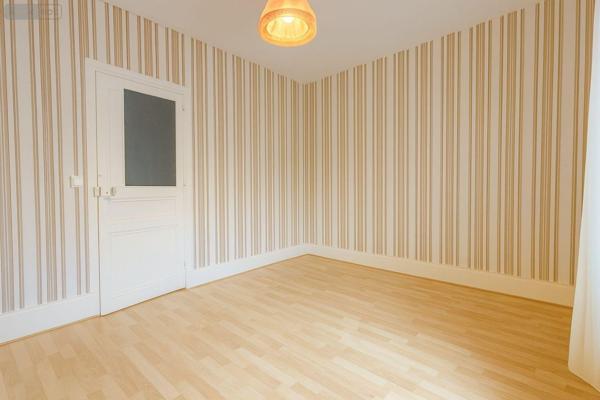 Maison de ville à vendre à Revin dans les Ardennes (08500), ref : 08034/99