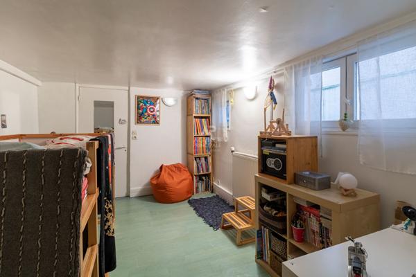 Maison Houilles 4 pièce(s) 68m² €349 000 ** - Référence 765