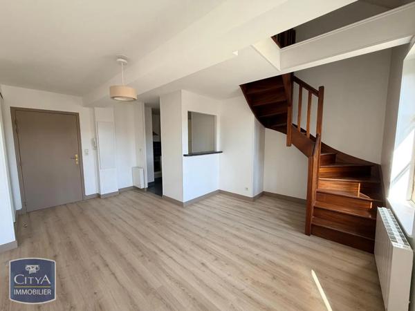 Appartement à louer 3 pièces 61.46m² Dieppe (76200)