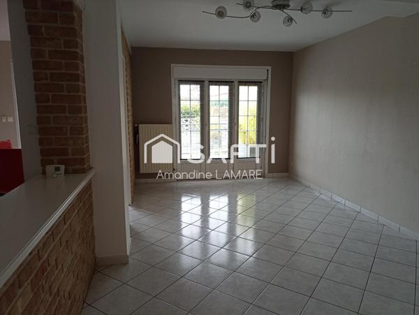 MAISON FAMILIALE 4 CHAMBRES GARAGE JARDIN