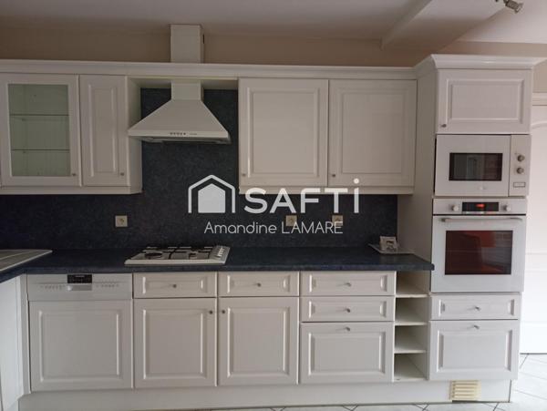 MAISON FAMILIALE 4 CHAMBRES GARAGE JARDIN