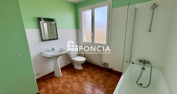 À vendre Maison 5 pièces 122 m² - Poitiers 86000
