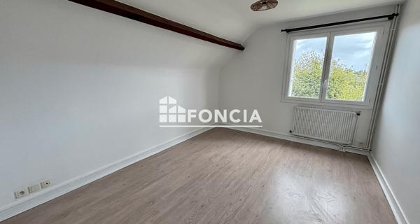 À vendre Maison 5 pièces 122 m² - Poitiers 86000