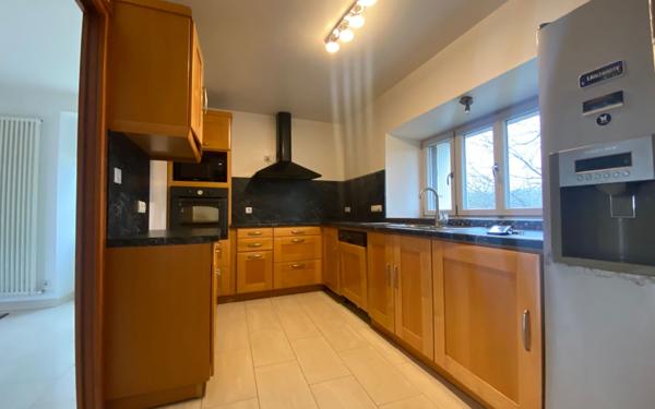 Maison à vendre    4 pièces • 134 m2 Joyeuse